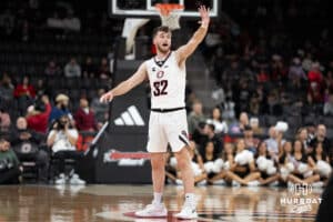 Omaha Mavericks Tony Osburn calls out a play during a college basketball game against Oral Roberts on March 1st, 2025 in Omaha Nebraska. Photo by Brandon Tiedemann.