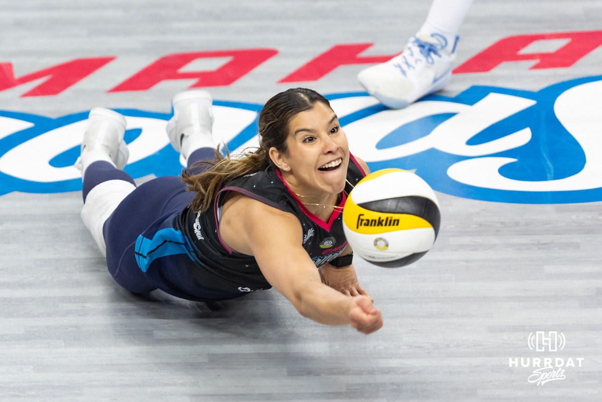 Omaha Supernovas Natalia Valentin-Anderson (1) dives for the ball against the Columbus Fury during a professional volleyball match Friday, April 25, 2025 in Omaha, Nebraska. Photo by John S. Peterson.