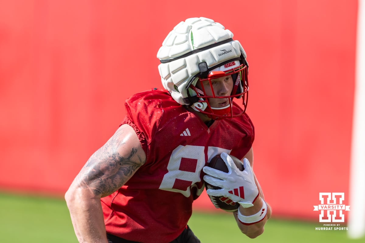 Nebraska Cornhusker Mac Markway (87) runs with the ball after making a catch during practice on Monday, July 28, 2025 in Lincoln, Nebraska. Photo by John S. Peterson.