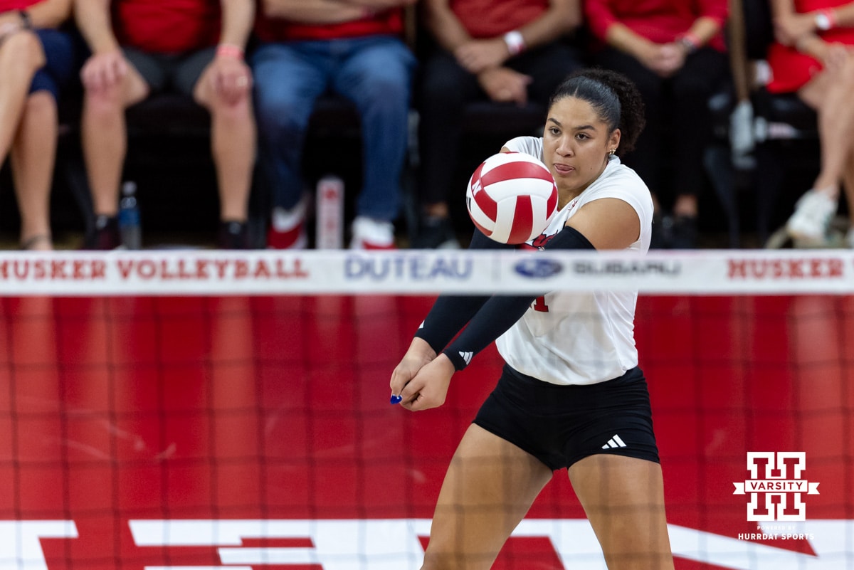 Nebraska Volleyball vs. Maryland | September 27, 2025 Nebraska Cornhusker outside hitter Teraya Sigler (11) passes the ball against the Maryland Terrapins in the second set during a college volleyball match on Saturday, September 27, 2025, in Lincoln, Nebraska. Photo by John S. Peterson.