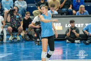 Creighton Bluejays Kiara Reinhardt (5) talks to her teammates during a volleyball match against Louisville on Friday, September 12th, 2025 in Omaha, Nebraska. Photo by Brandon Tiedemann.