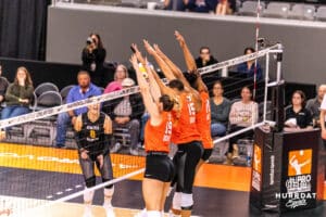 Team Valentin-Anderson puts up a triple block against Team Thompson during the Athletes Unlimited Volleyball match on Monday, October 13, 2025, in Omaha, Nebraska. Photo by Dawson Anderson.