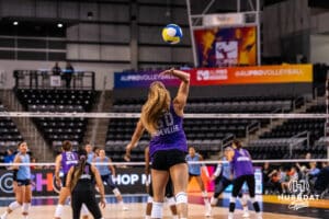 Team Hoffman Brooke Nuneviller (#50) serves the ball to Team Hentz during the Athletes Unlimited Volleyball match against Team Hentz on Monday, October 13, 2025, in Omaha, Nebraska. Photo by Dawson Anderson.