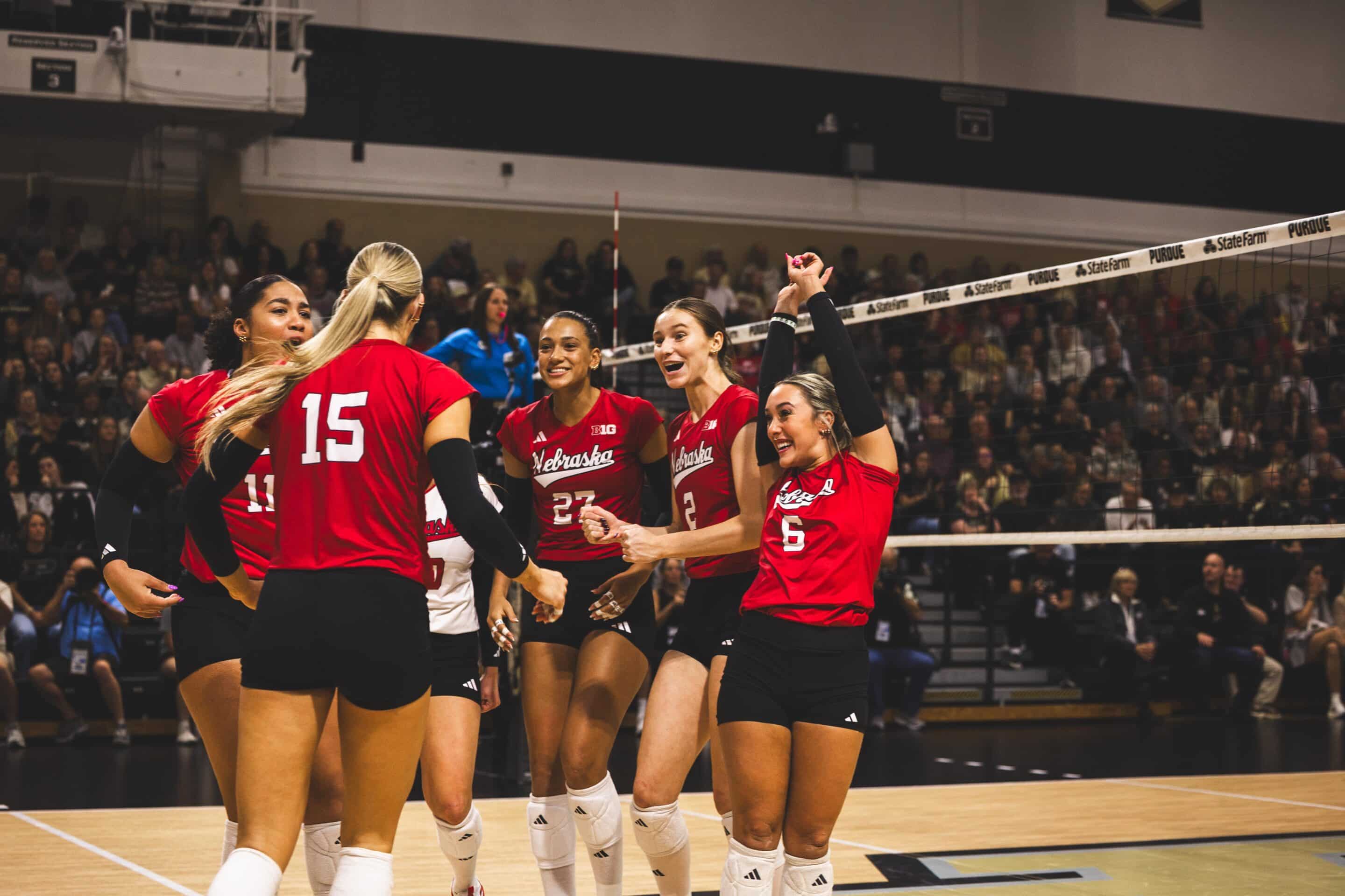 Masterful Performance from Murray Leads No. 1 Nebraska Volleyball to Sweep at No. 12 Purdue