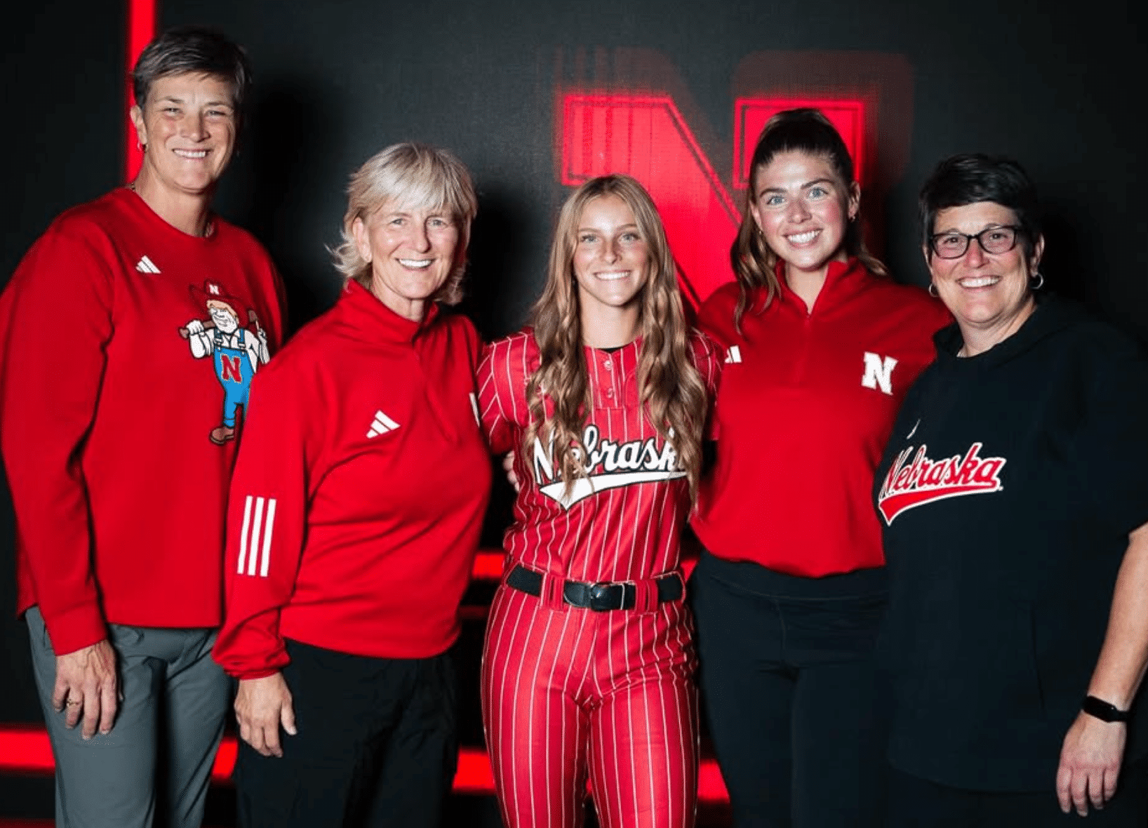 Lincoln East Outfielder Lucy Barrett Making Dream Come True with Commitment to Nebraska Softball