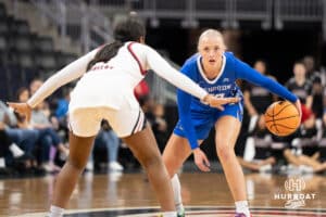 Creighton Bluejay Norah Gessert (30) looks to pass during a basketball game against Omaha on Wednesday, Dec 17, 2025, in Omaha, Nebraska. Photo by Brandon Tiedemann.