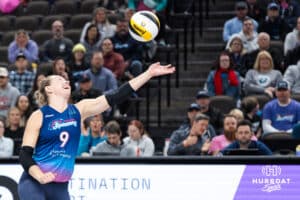 Omaha Supernovas Morgan Hentz (9) lunges for the ball during a major league volleyball match against the Columbus Fury on Jan 22, 2026, in Omaha, Nebraska. Photo by Brandon Tiedemann