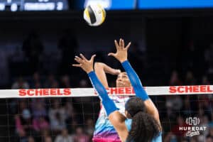 Omaha Supernovas Janice Leao (17) spikes the ball during a professional volleyball match against the San Diego Mojo on Jan 8, 2026 in Omaha, Nebraska. Photo by Brandon Tiedemann