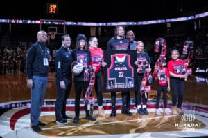 Omaha Mavericks Kamryn Thomas (22) and family during a college basketball game against Oral Roberts on Feb 18, 2026, in Omaha, Nebraska. Photo by Brandon Tiedemann