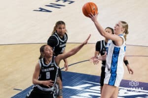 Creighton Bluejay Neleigh Gessert (23) shoots a lay up during a college basketball game against Georgetown on Feb 4, 2026, in Omaha, Nebraska. Photo by Brandon Tiedemann