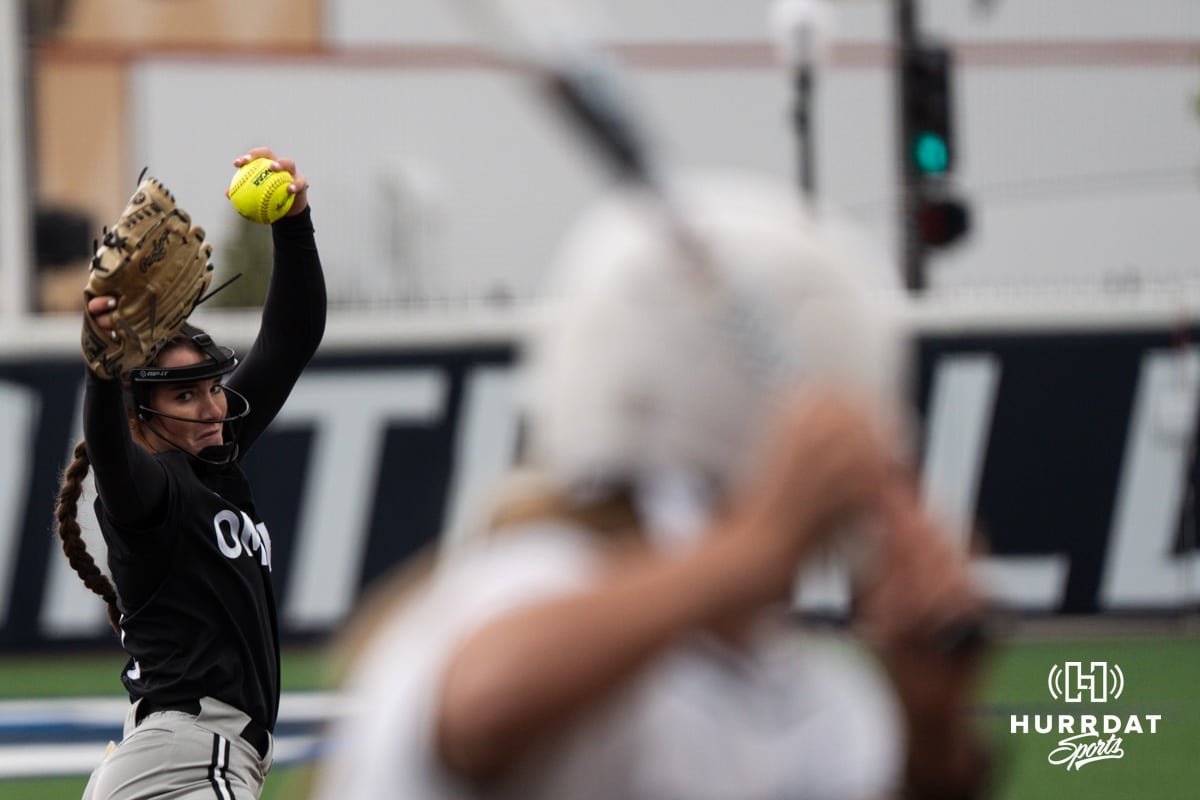 Omaha Mavericks Maddia Groff (6) pitches during a college softball game on April 28, 2026, in Omaha, Nebraska. Photo by Brandon Tiedemann.