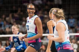 Omaha Supernova Janice Leao (17) celebrates a block during a major league volleyball match against Dallas Pulse on April 12, 2026, in Omaha, Nebraska. Photo by Brandon Tiedemann