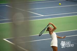 Omaha Westside tennis player Gretchen Goebel serves the ball to her opponent during a state tennis tournament, Friday, May. 22, 2026, Lincoln, Nebraska. Photo by Braden Cochran.
