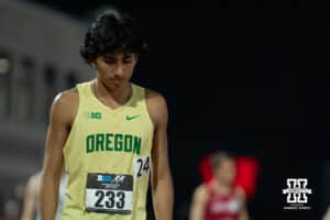 Oregon Duck Juan Gonzalez prepares to run during the Big Ten OTF Championships on May 15, 2026, in Lincoln, Nebraska. Photo by Brandon Tiedemann.
