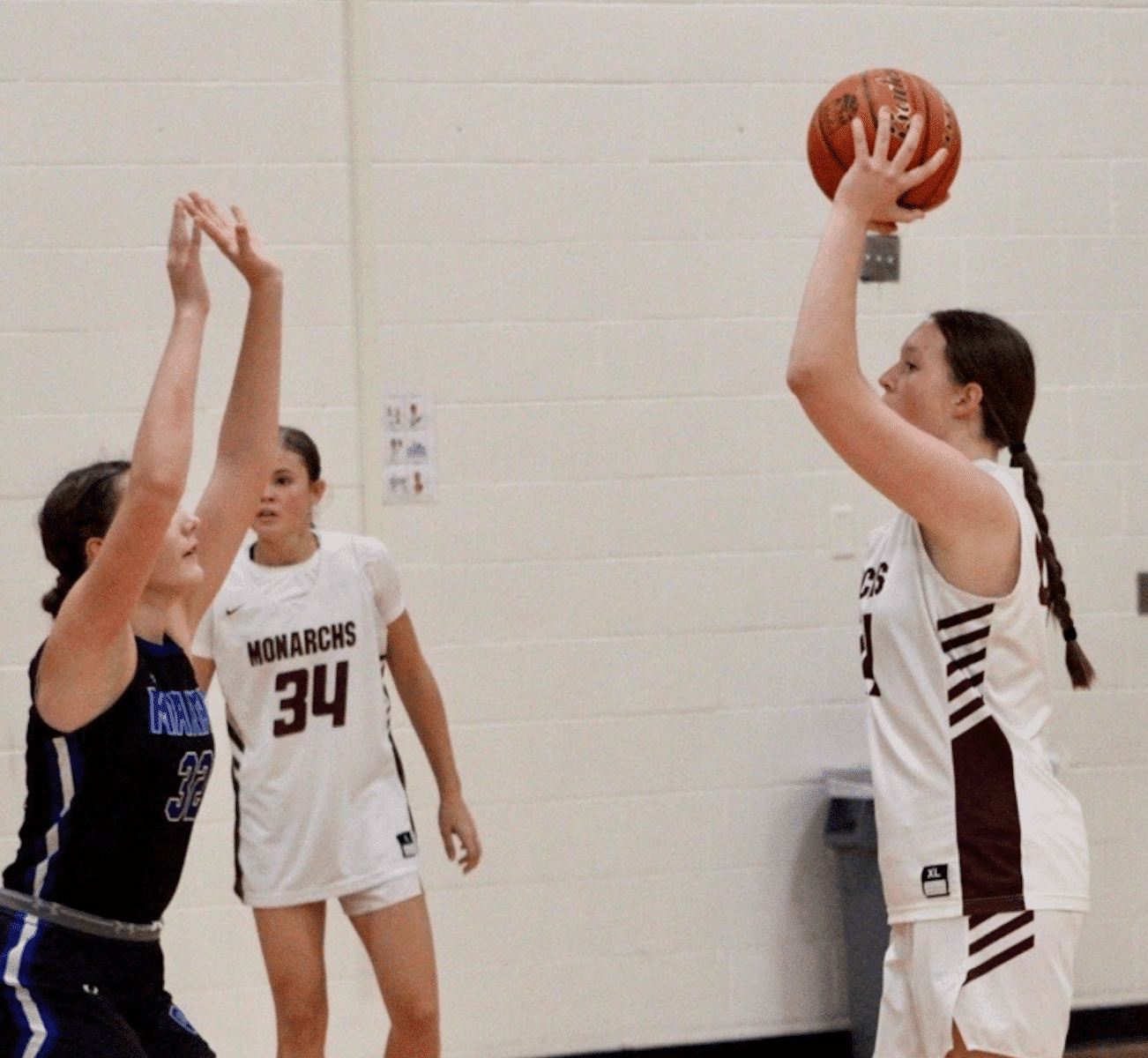 Papillion-La Vista Sophomore Avery Krause Perseveres Through Cancer, Amputation
