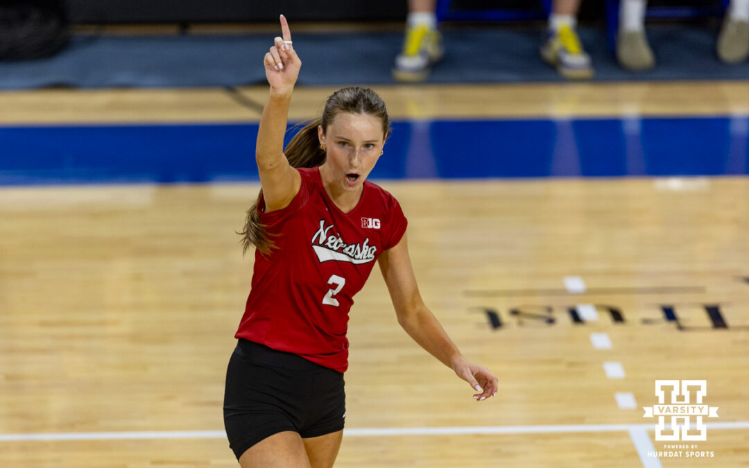 No. 1 Nebraska Volleyball Sweeps South Dakota State in Reilly’s Second Homecoming