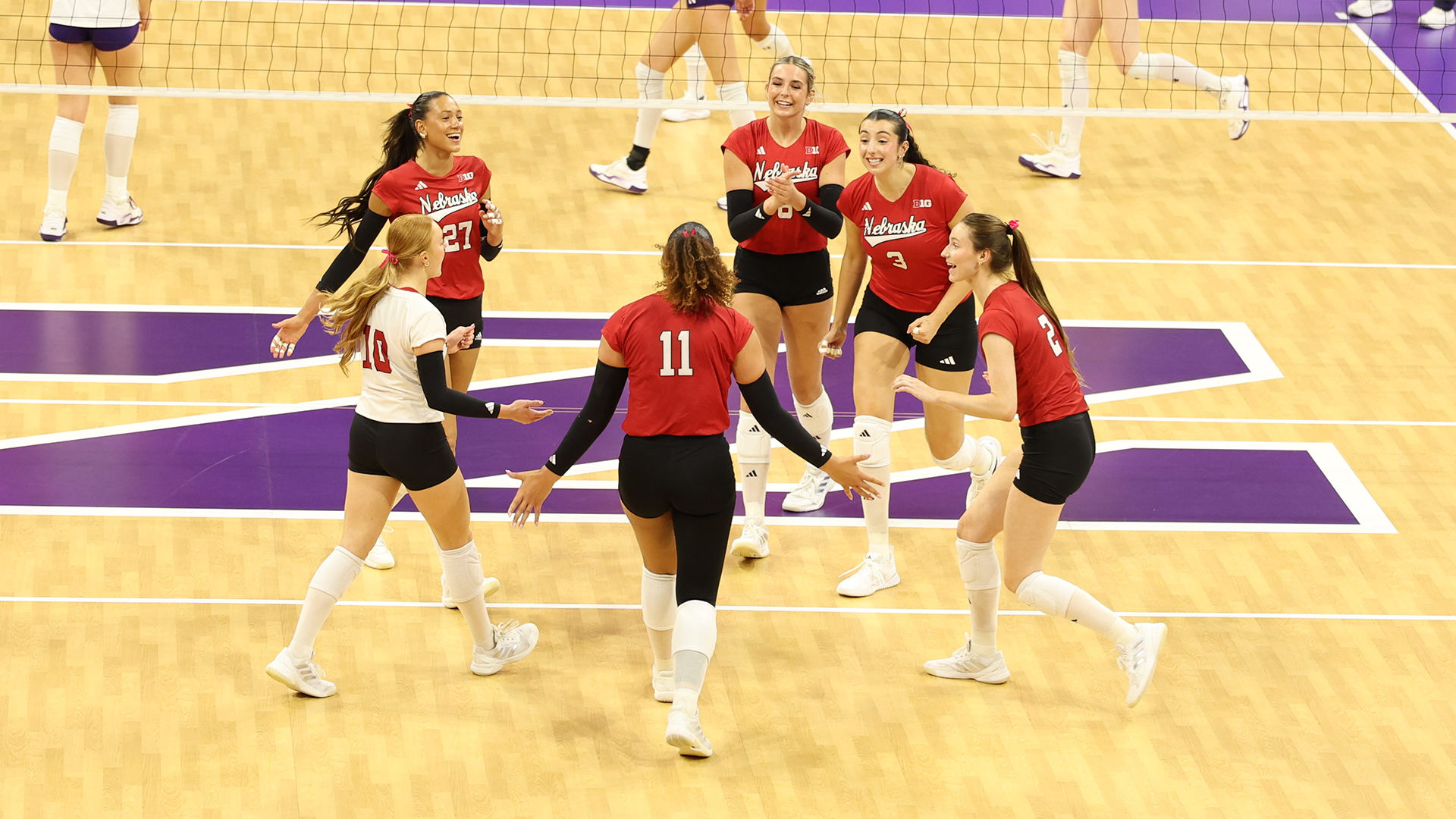 No. 1 Nebraska Volleyball Flexes Depth, Serves Big in Sweep at Northwestern