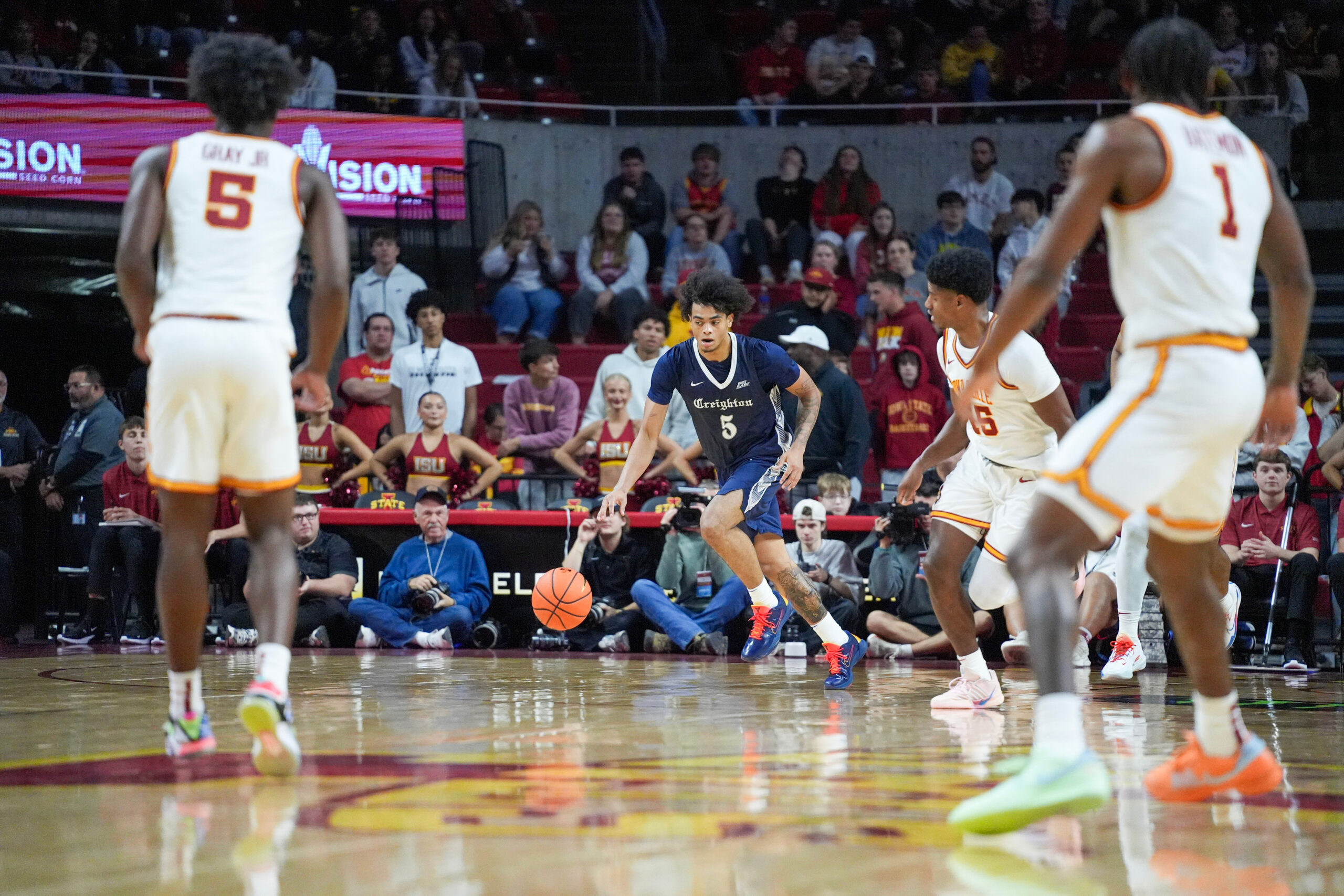 Katrelle Harmon Shines as Creighton Men’s Basketball Tops Iowa State in Road Exhibition
