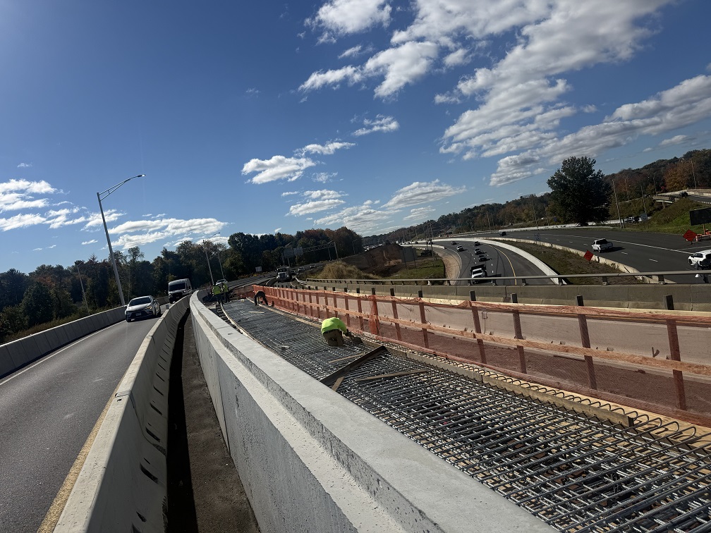 Deck construction on the Route 15 NB5 Bridge over I-91 north of East Main Street