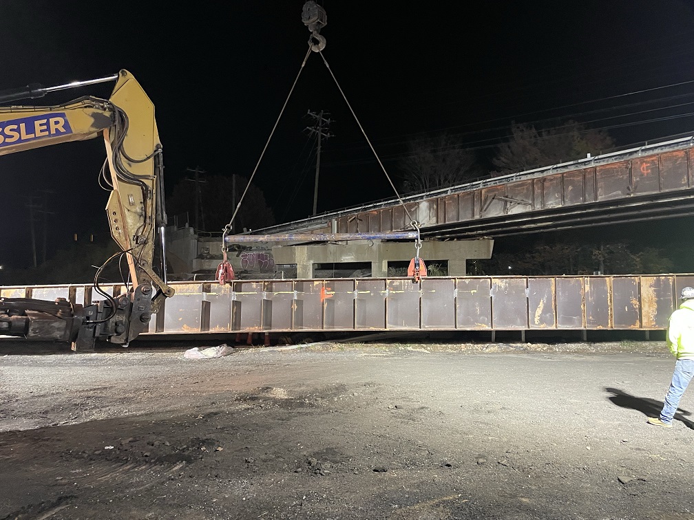 Girder removal on Murdock Avenue Bridge