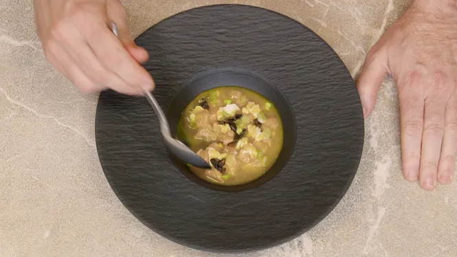 SALMÓ AMB SALSA THAI