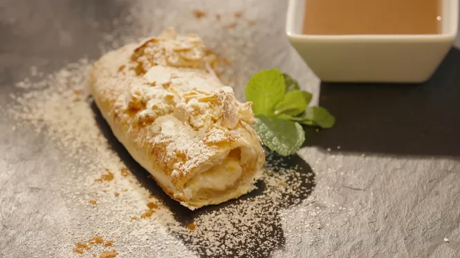 STRUDEL DE PERES