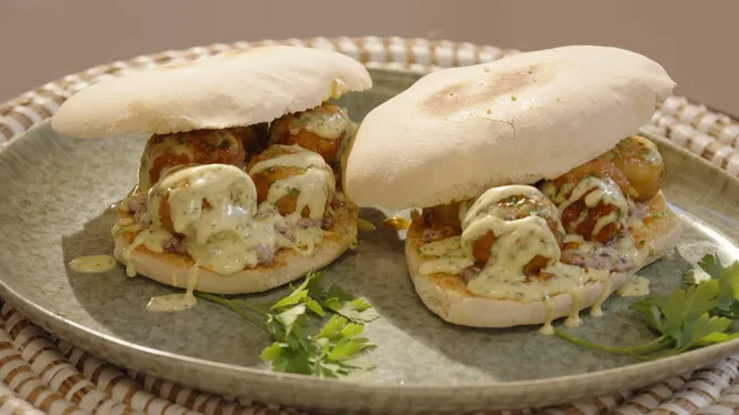 PANET DE PILOTES AMB XAMPINYONS A L'ALLET