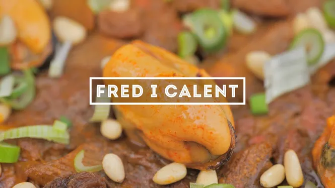 MACARRONS GRATINATS AMB SÍPIA I MUSCLOS