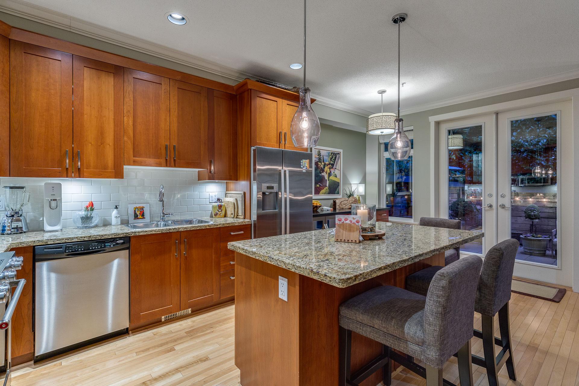 4662 Capilano Road, North Vancouver, BC