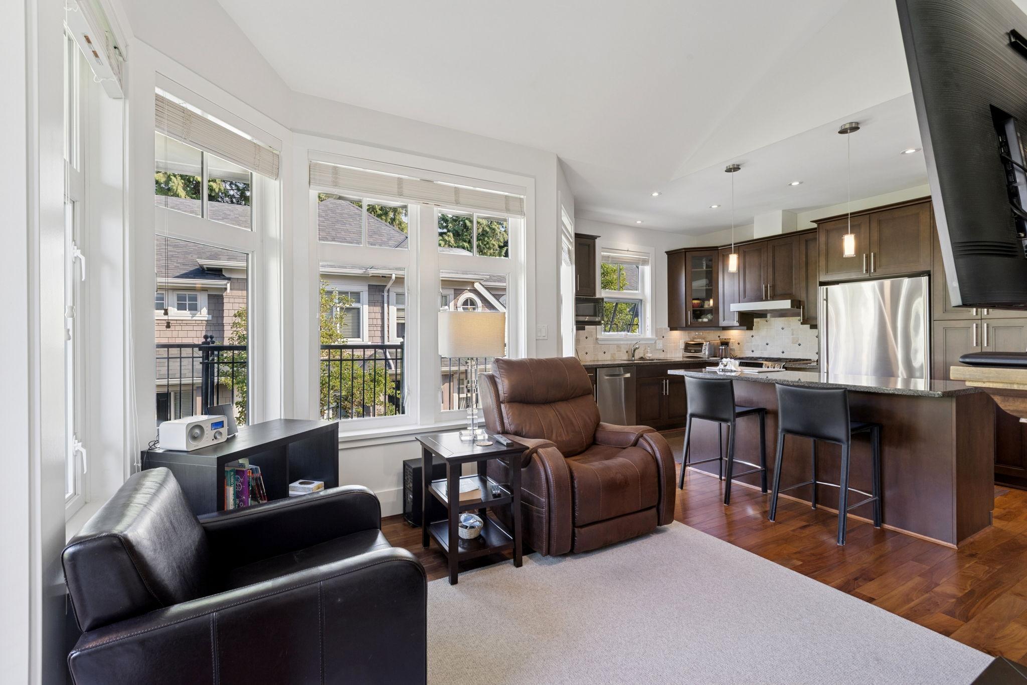 2133 Gordon Avenue, West Vancouver listing image