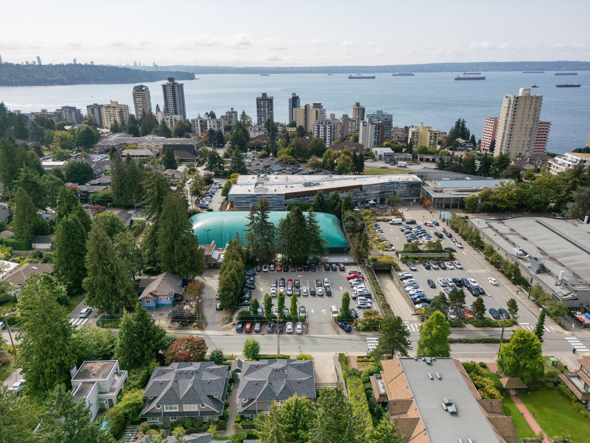 2133 Gordon Avenue, West Vancouver listing image