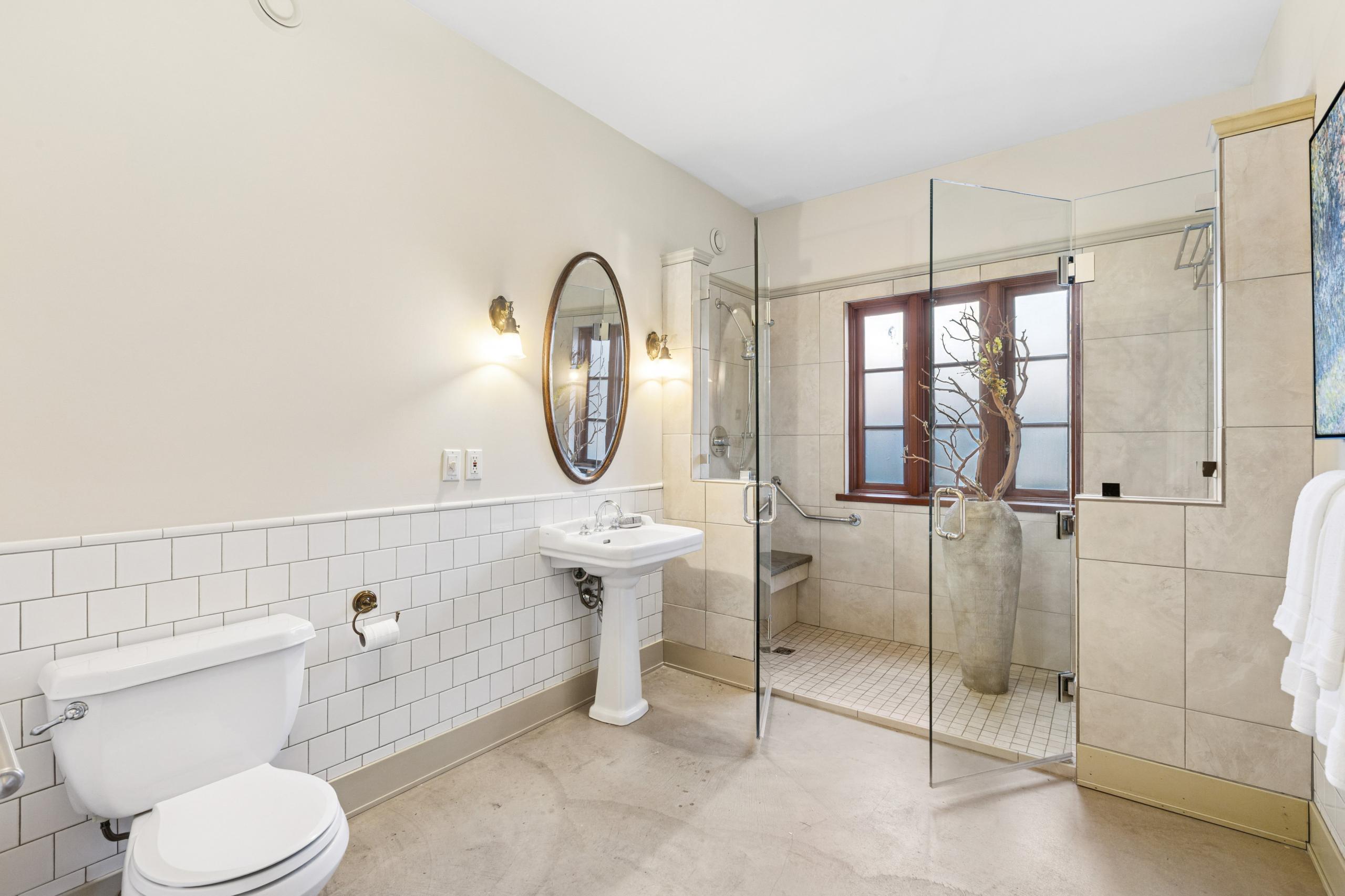 947 22nd Street, West Vancouver listing image