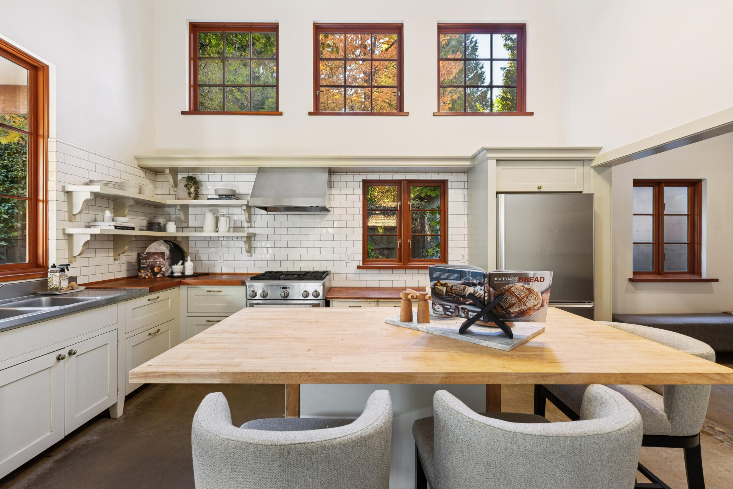 947 22nd Street, West Vancouver listing image