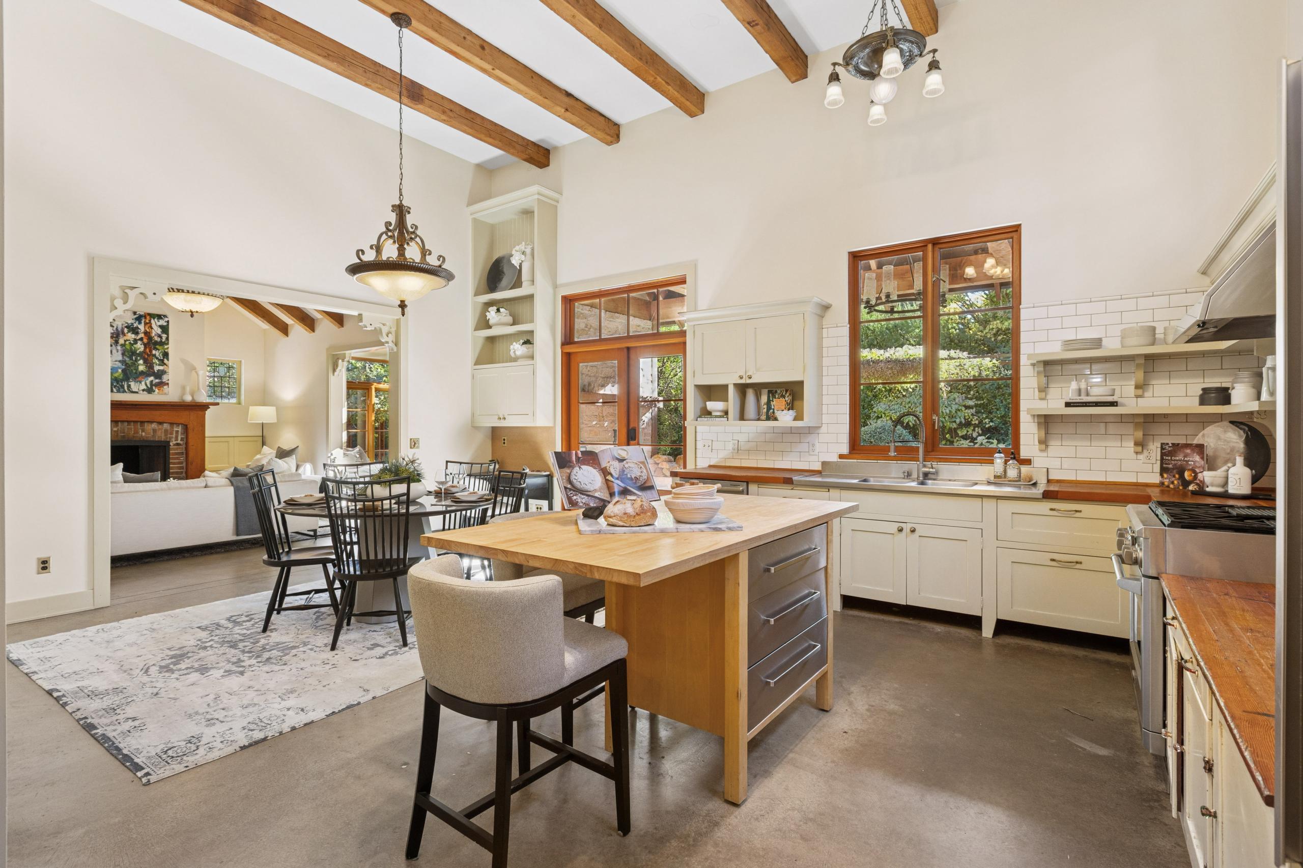 947 22nd Street, West Vancouver listing image