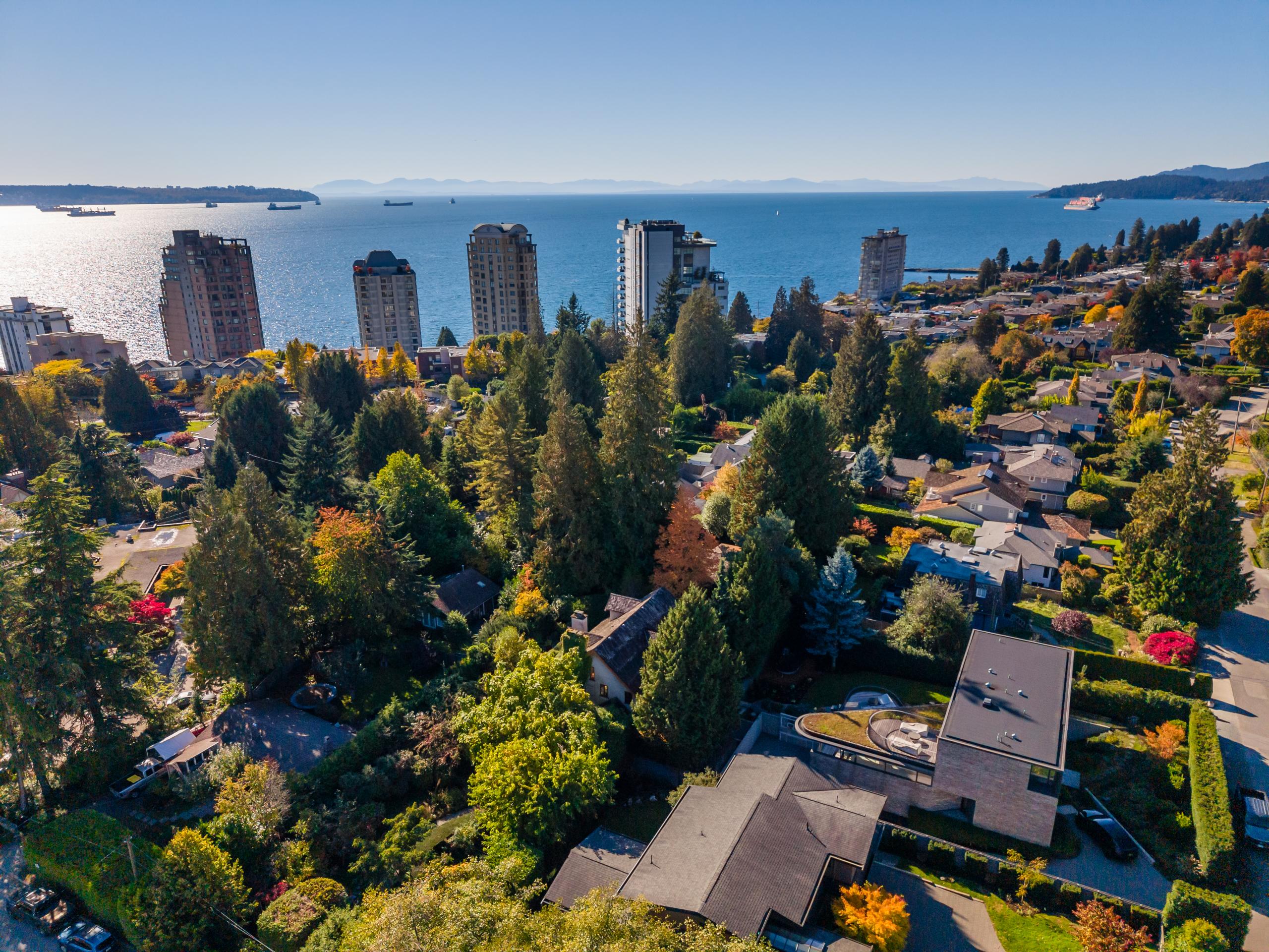 947 22nd Street, West Vancouver listing image