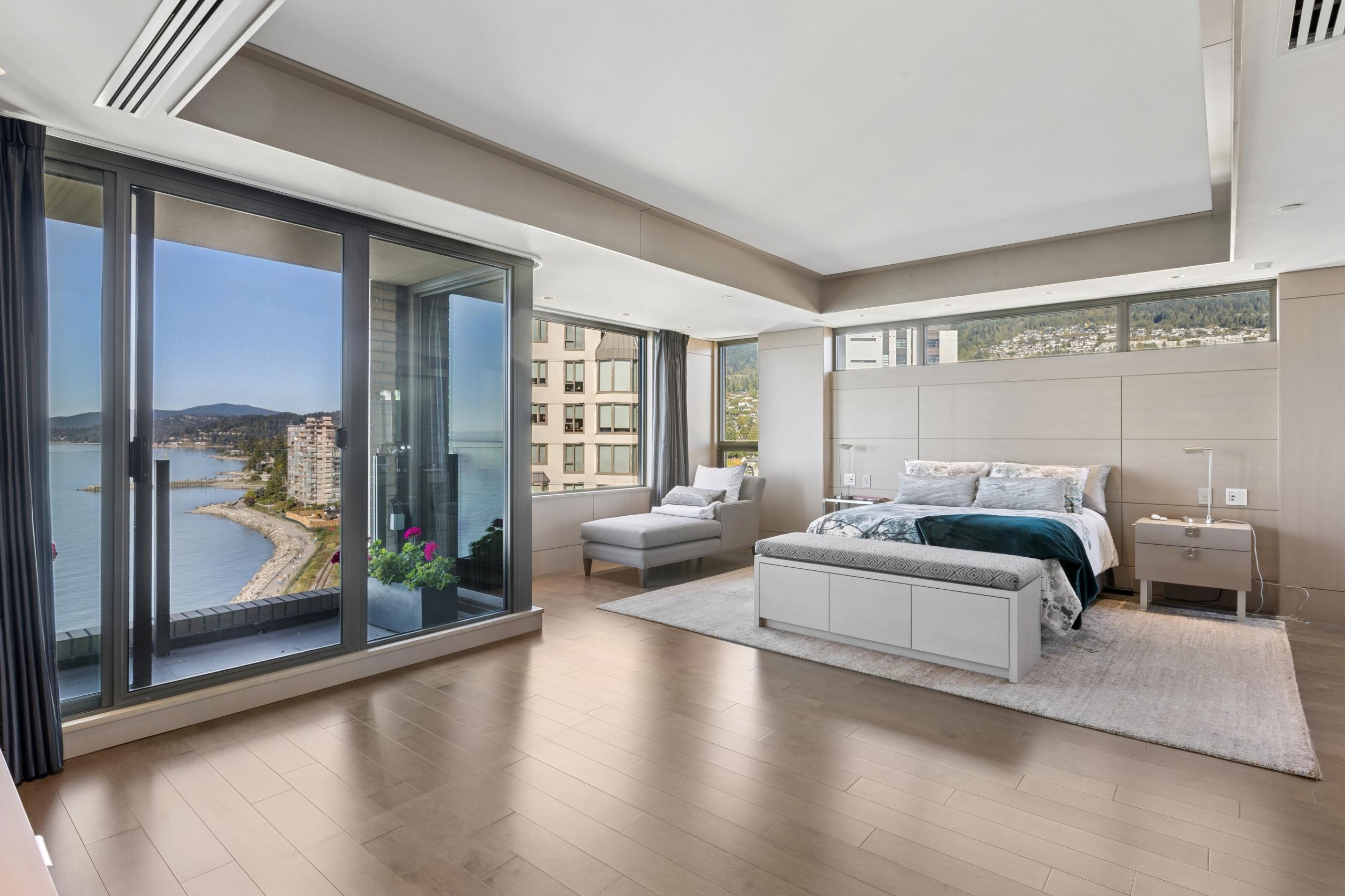 9-2250 Bellevue Avenue, West Vancouver listing image