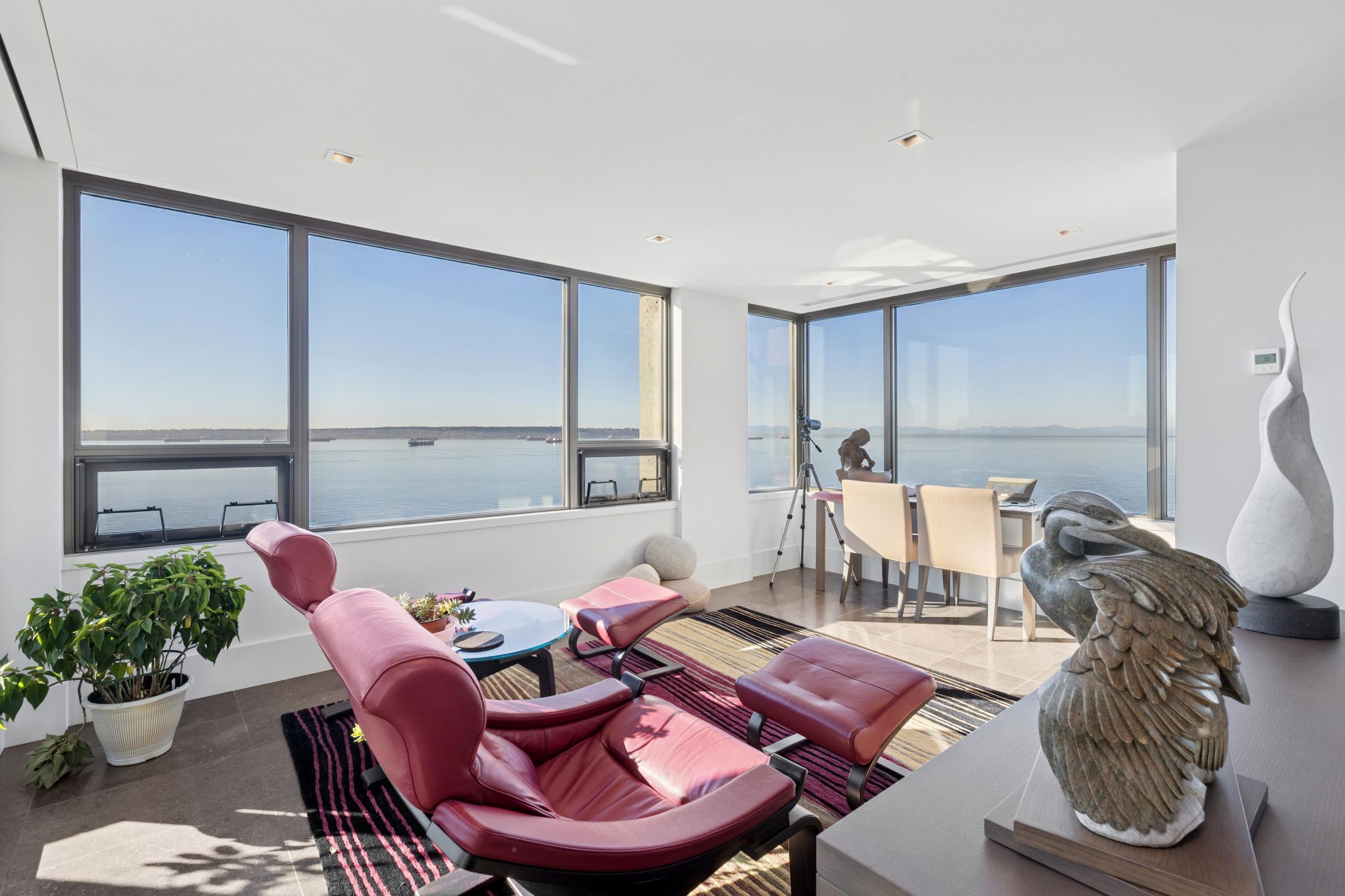 9-2250 Bellevue Avenue, West Vancouver listing image