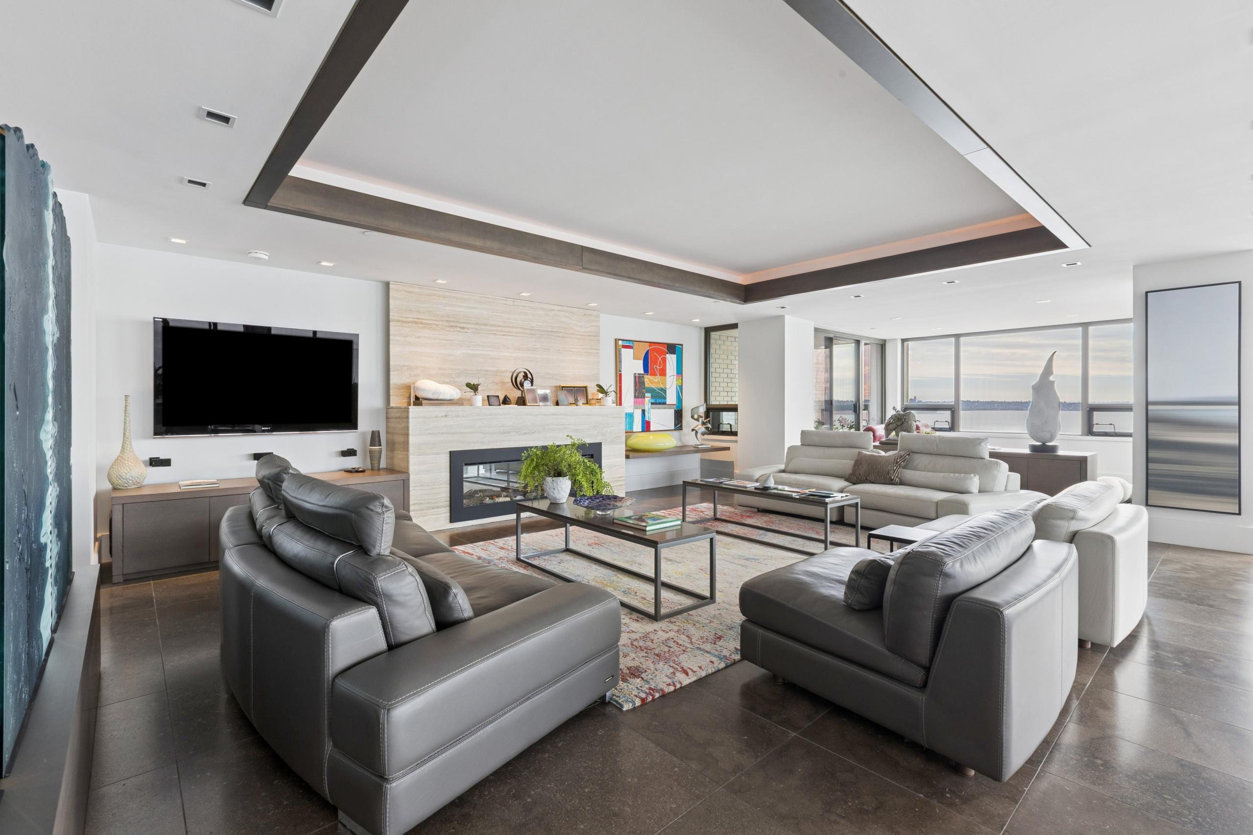 9-2250 Bellevue Avenue, West Vancouver listing image