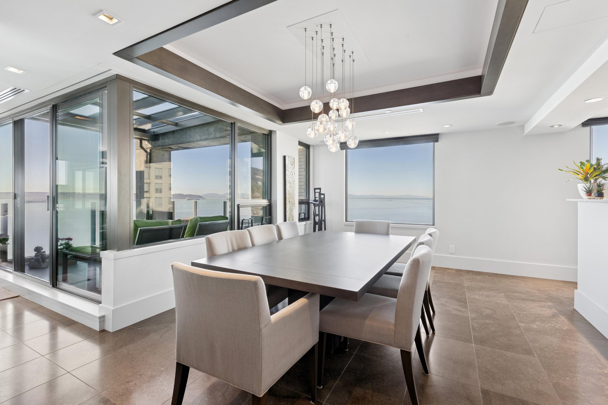 9-2250 Bellevue Avenue, West Vancouver listing image