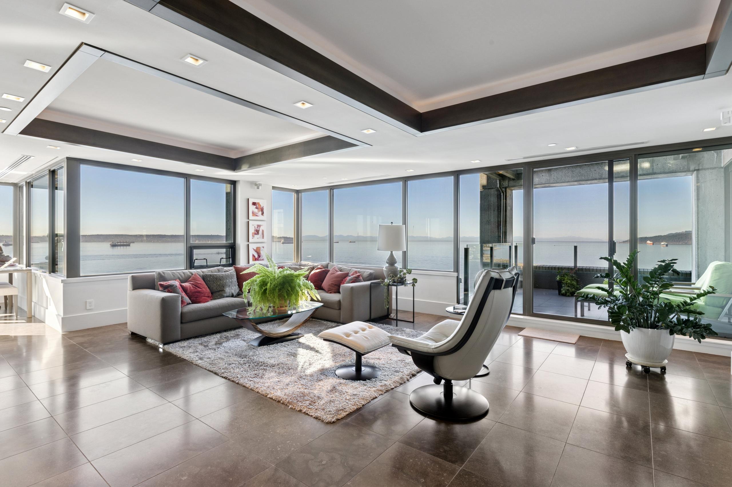 9-2250 Bellevue Avenue, West Vancouver listing image