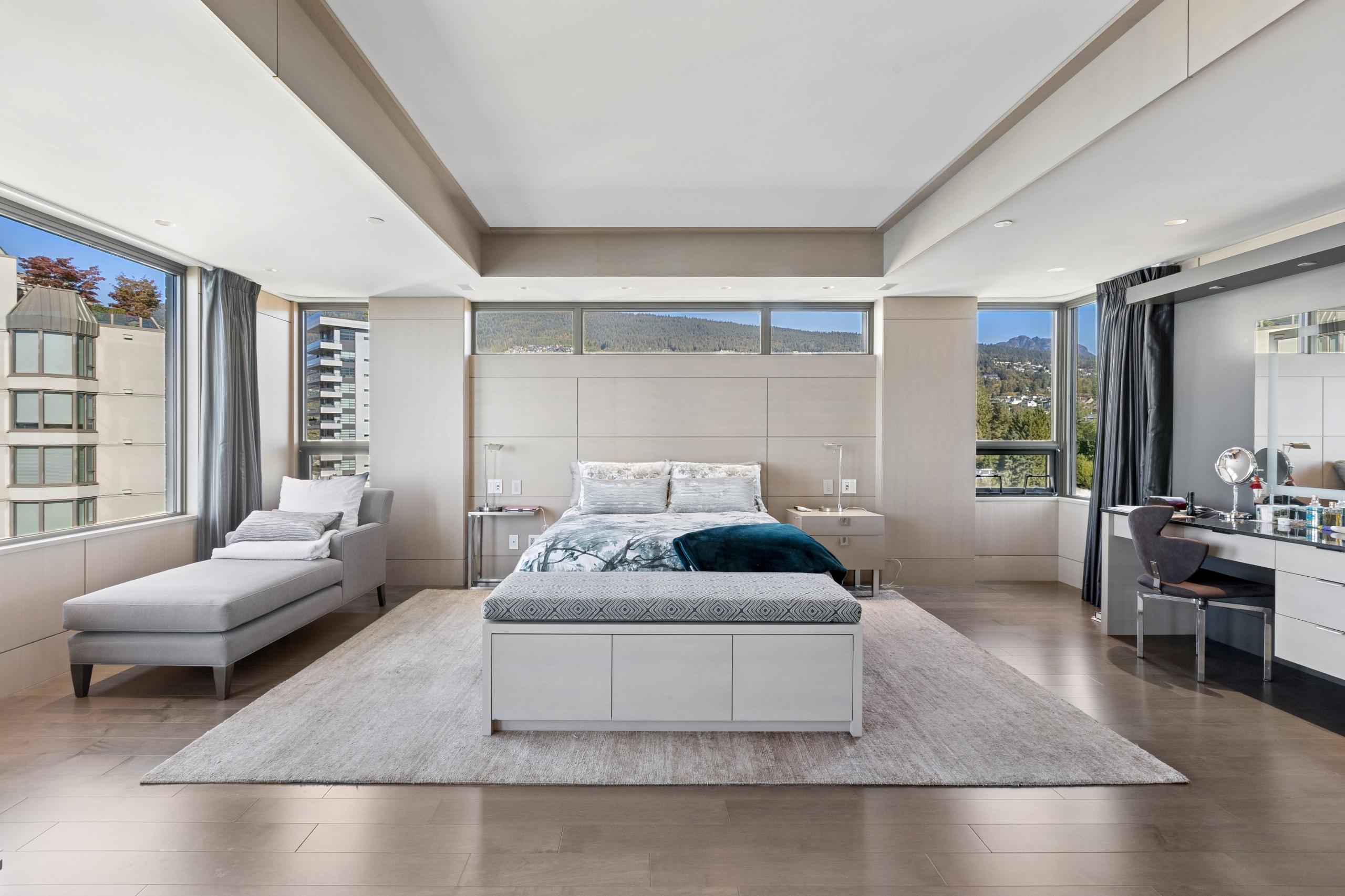 9-2250 Bellevue Avenue, West Vancouver listing image