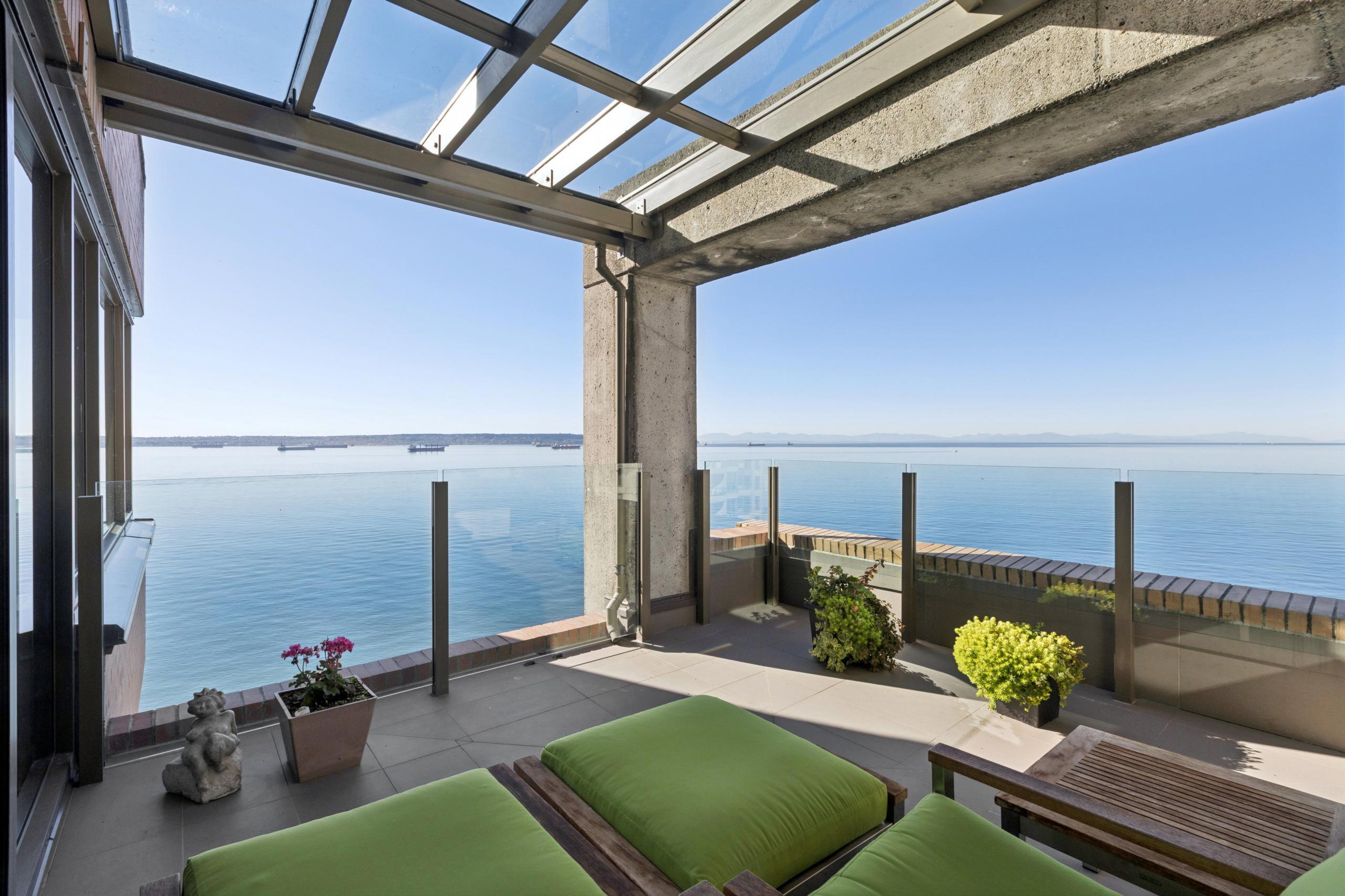 9-2250 Bellevue Avenue, West Vancouver listing image