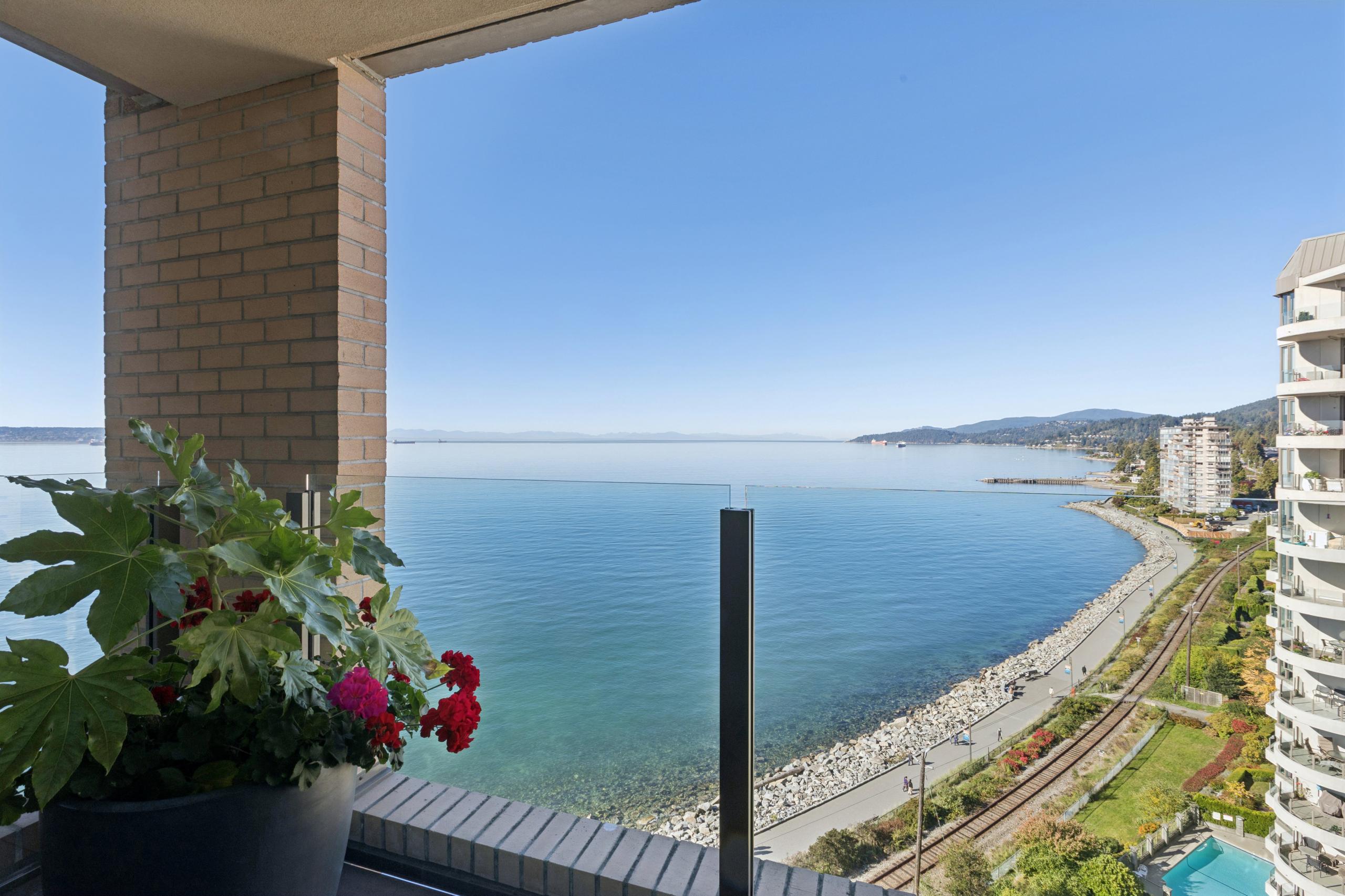 9-2250 Bellevue Avenue, West Vancouver listing image