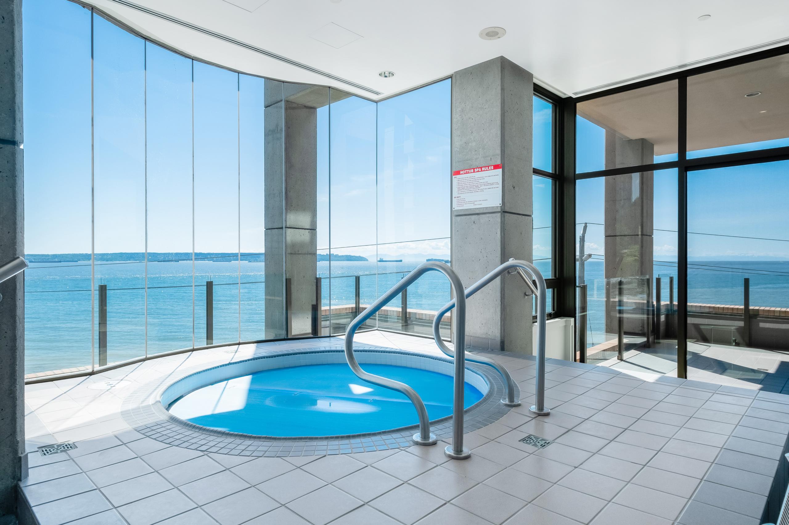 9-2250 Bellevue Avenue, West Vancouver listing image