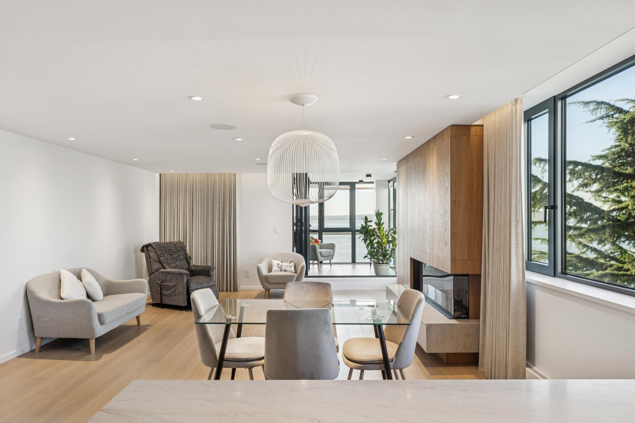 502-2090 Argyle Avenue, West Vancouver listing image