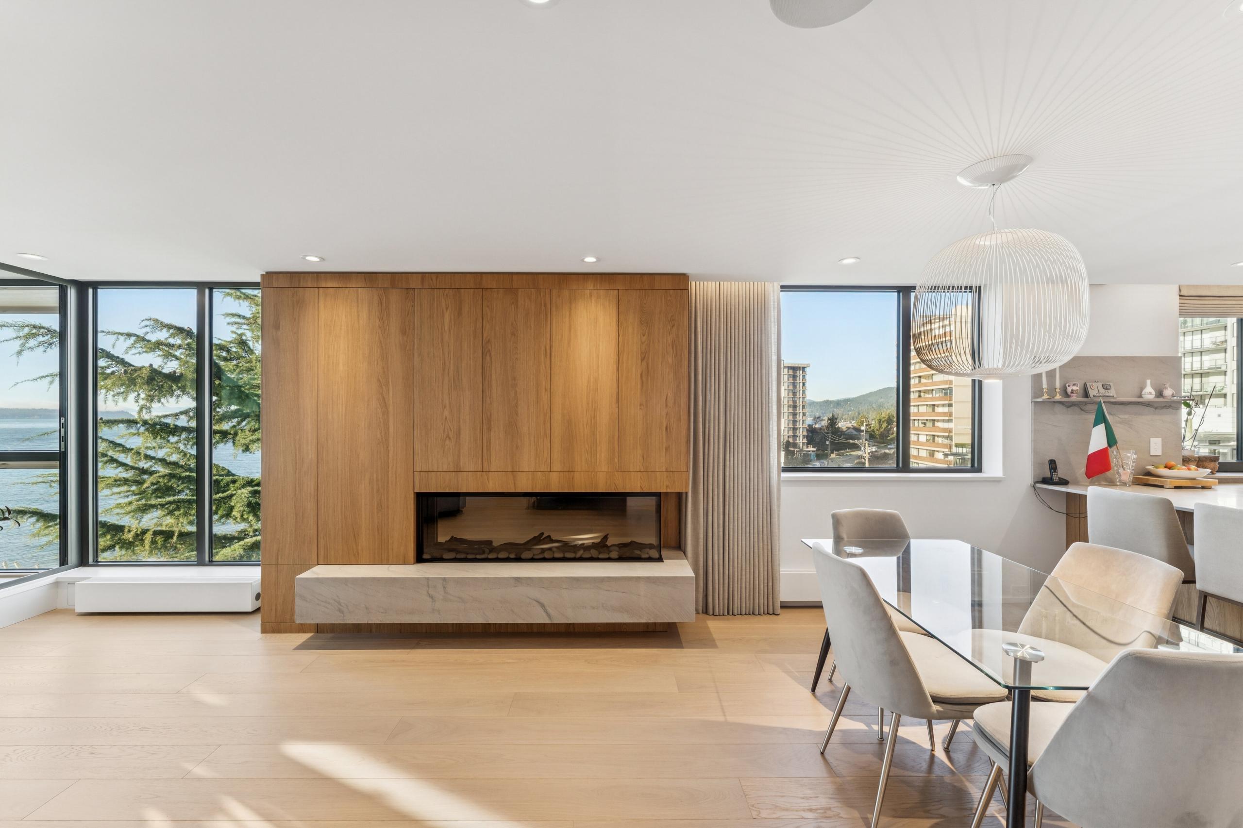 502-2090 Argyle Avenue, West Vancouver listing image