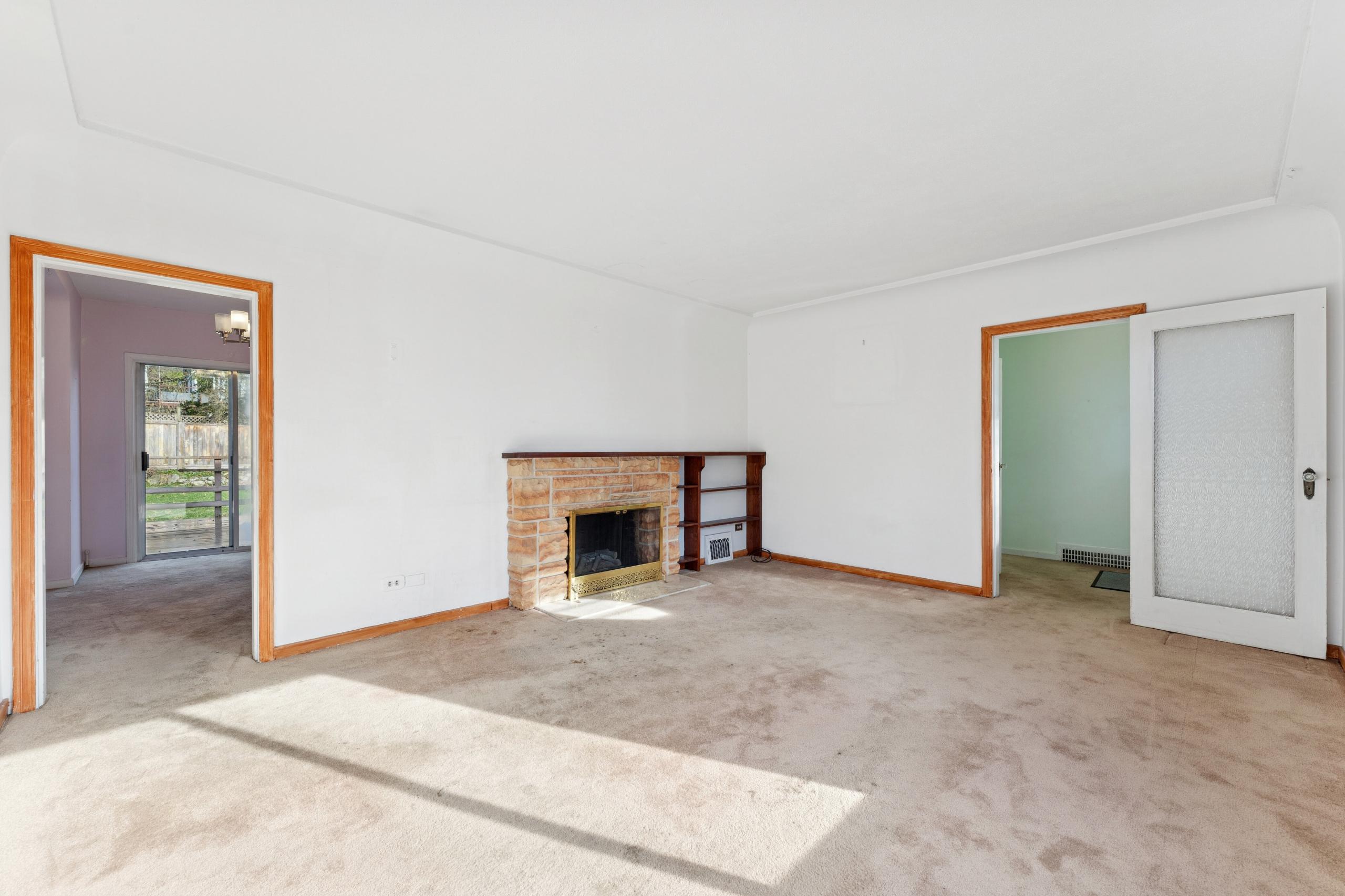 1531 Inglewood Avenue, West Vancouver listing image