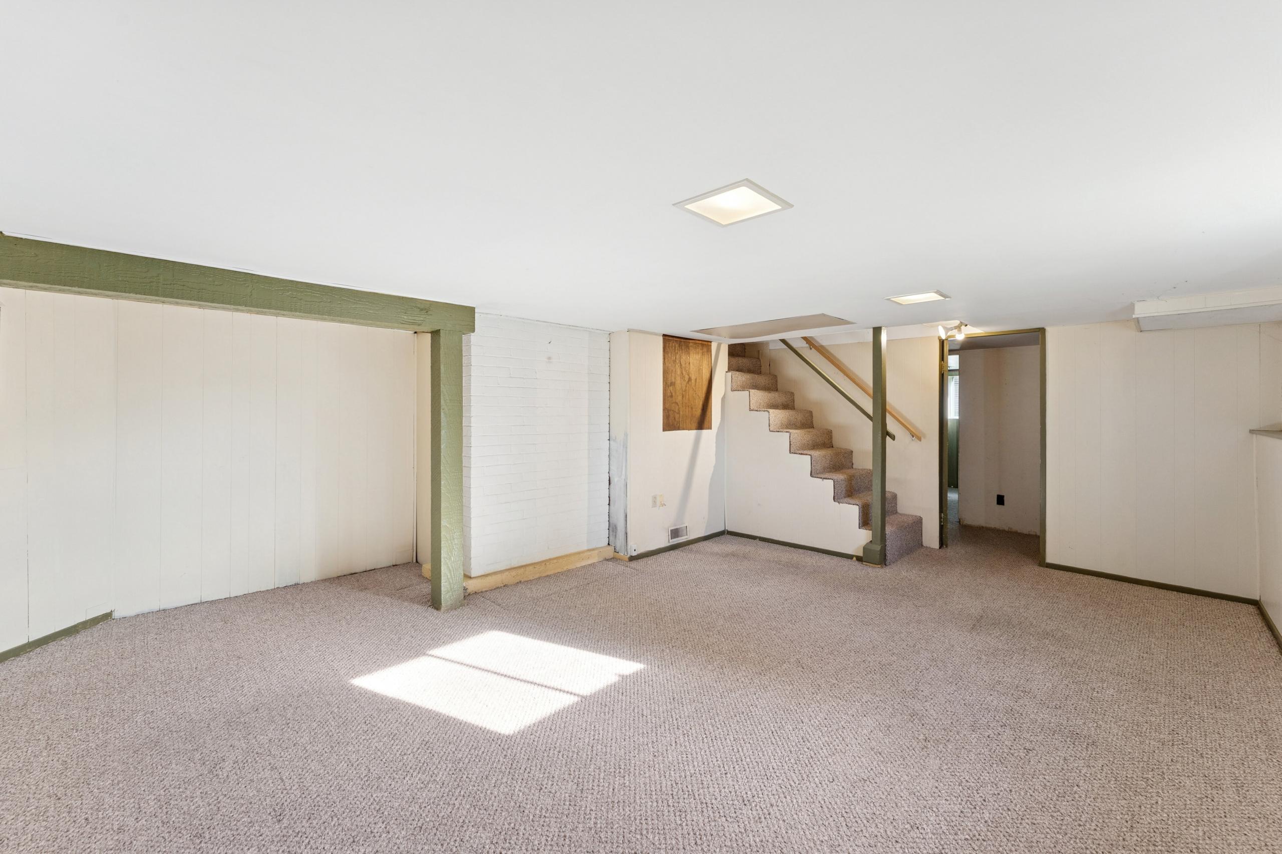 1531 Inglewood Avenue, West Vancouver listing image