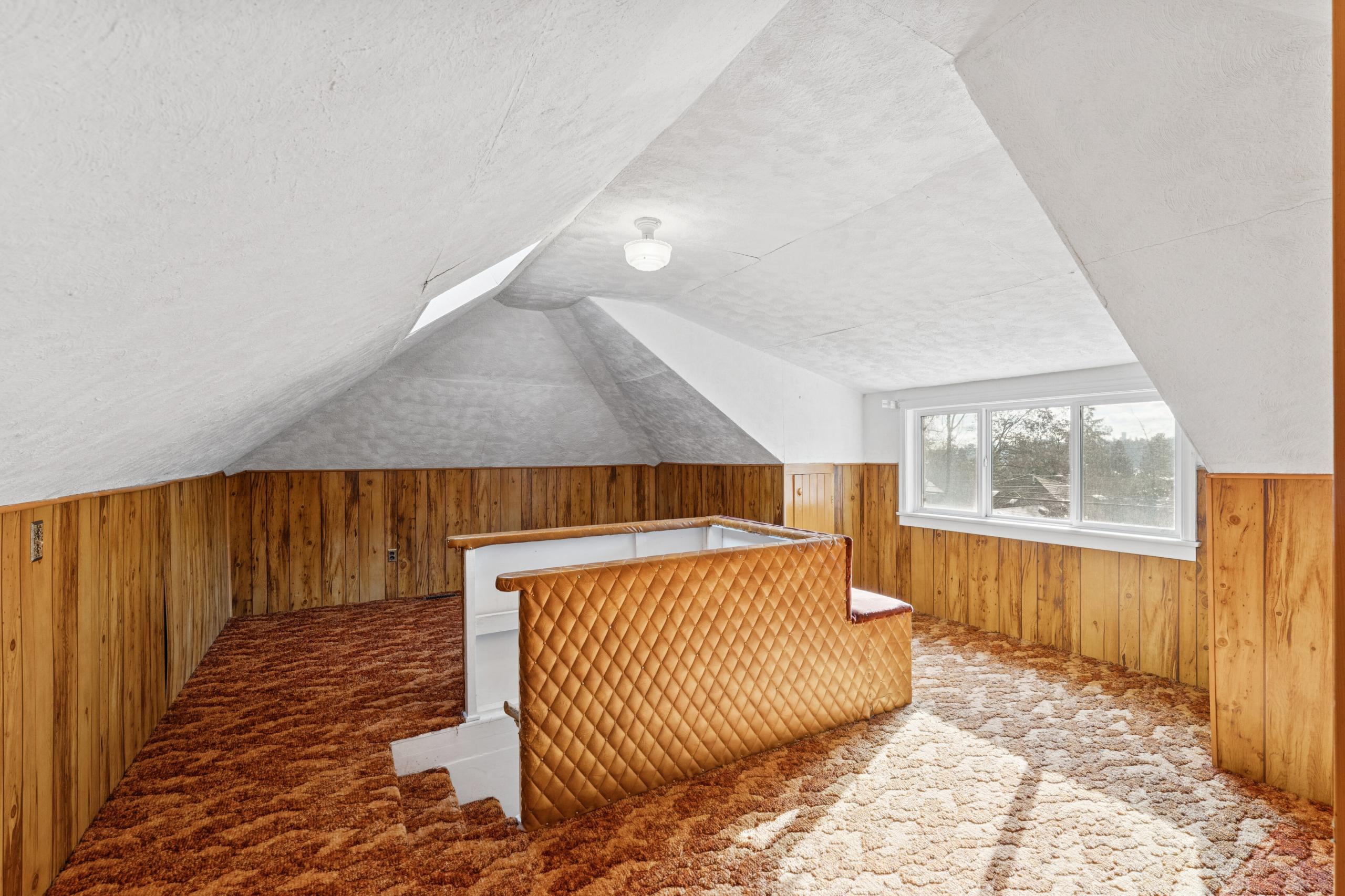 1531 Inglewood Avenue, West Vancouver listing image