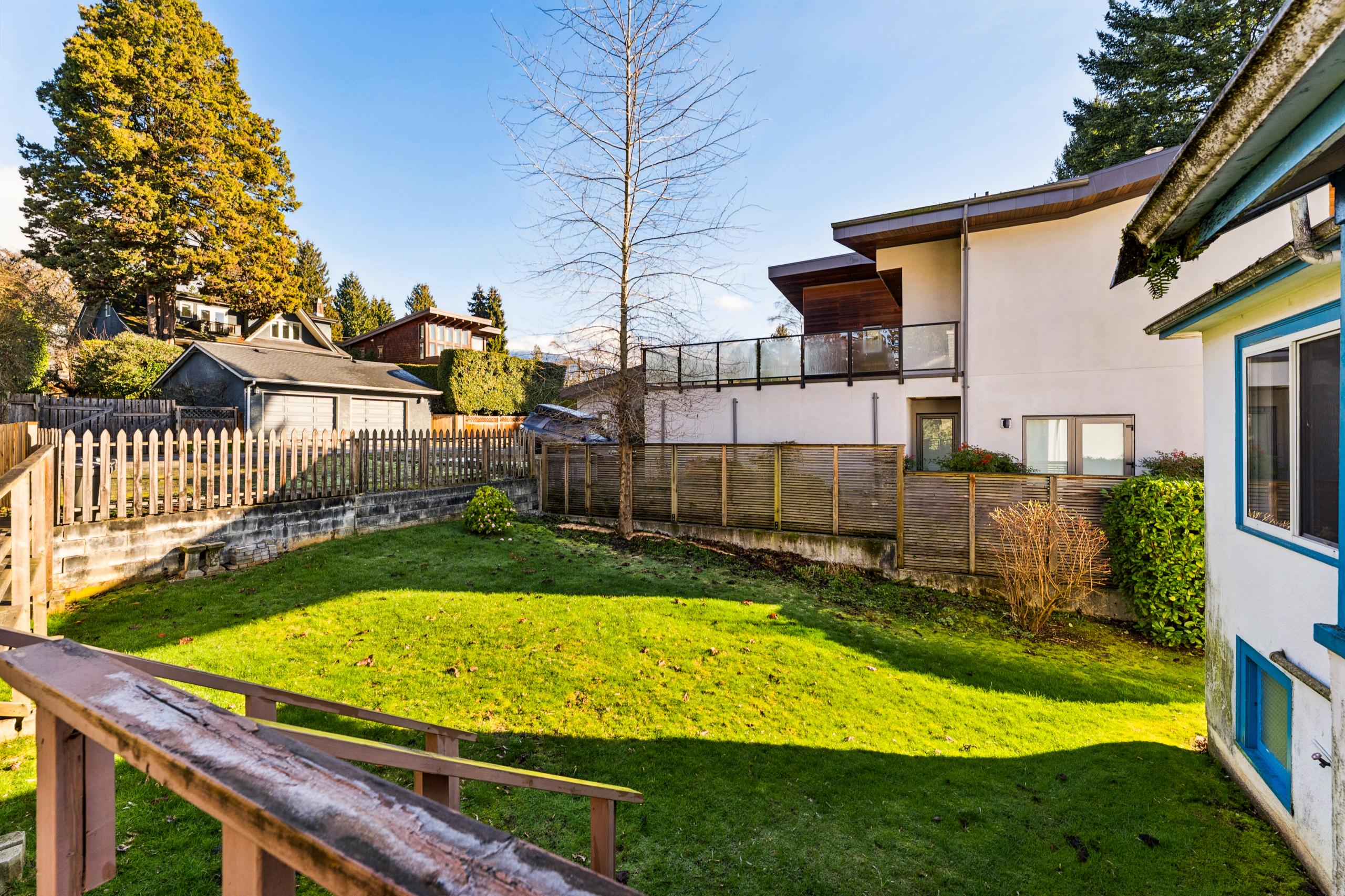 1531 Inglewood Avenue, West Vancouver listing image